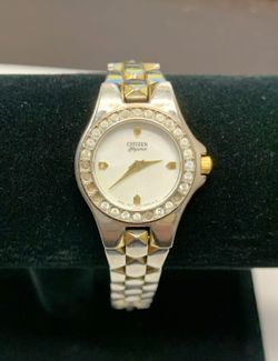 Citizen Elegance Signature Edition Silver Gold Stainless Steel 6.5"