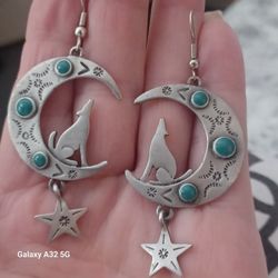 Rare VTG. JJ JONETTE PEWTER " COYOTE & MOON & TURQUOISE Earrings