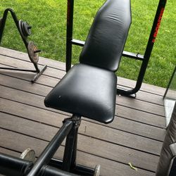 Adjustable Bench With Leg Extension