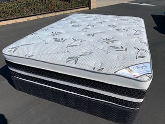 Queen Ortho Bamboo Pillow Top Mattress!!