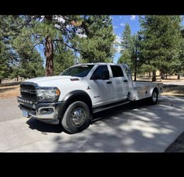 2021 Ram 4500 crew cab 4x4 Cummins diesel
