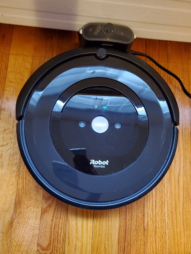 iRobot - Roomba e5 Wi-Fi Connected Robot Vacuum - Charcoal