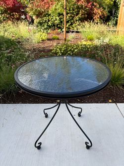 Round Glass Top Metal Patio Table