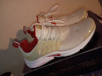 Nike Prestos Size 10