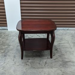 RAYMOUR and FLANNIGAN black Cherry End Table