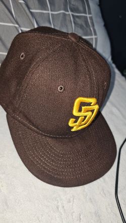 San Diego Padres Fitted NewEra Hat (SIZE 6 1/2)