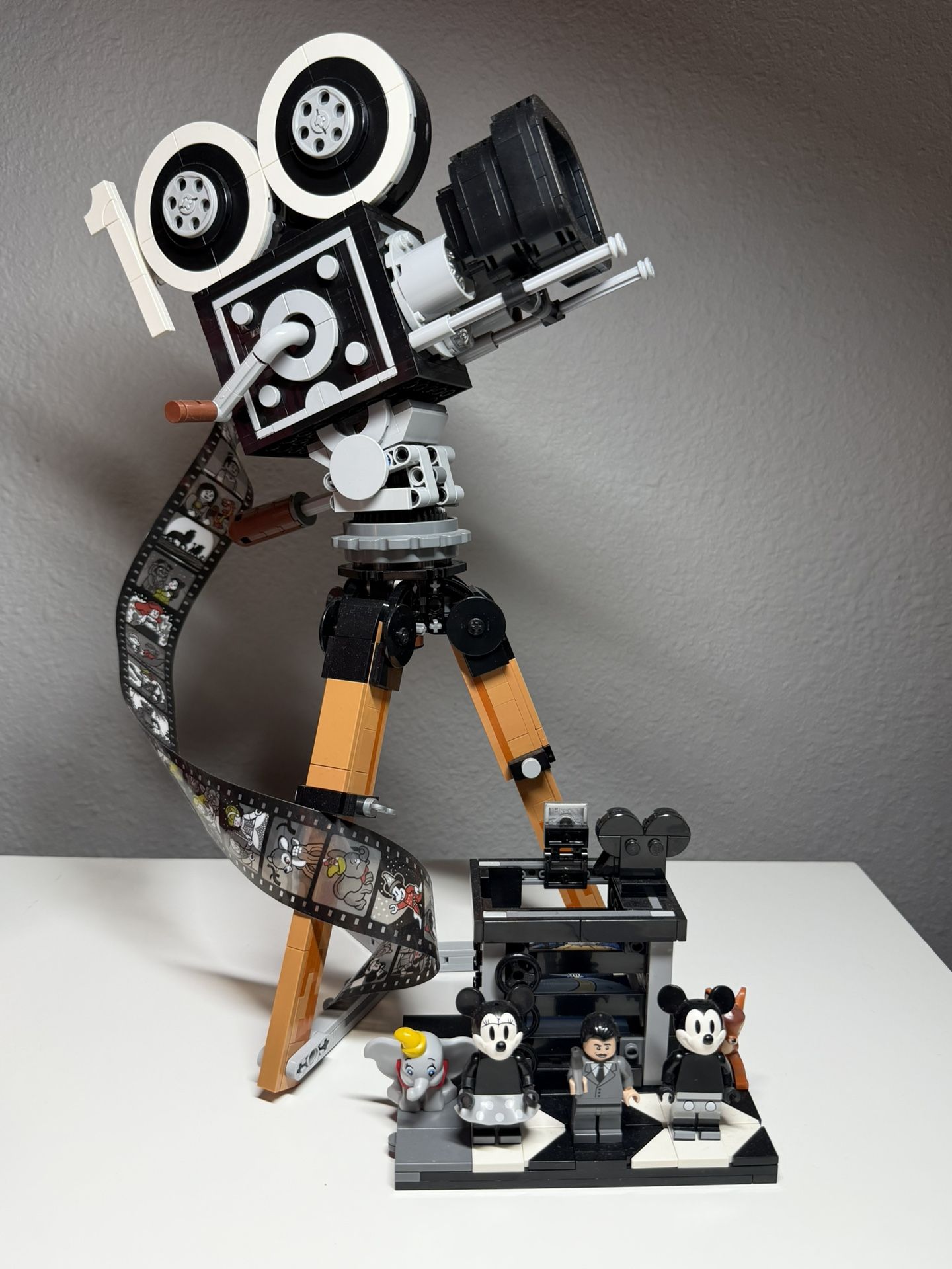 Lego 43230 Walt Disney Tribute Camera