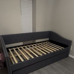 Daybed Frame 