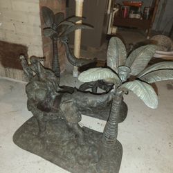 Bronze Safari Candle Holder 