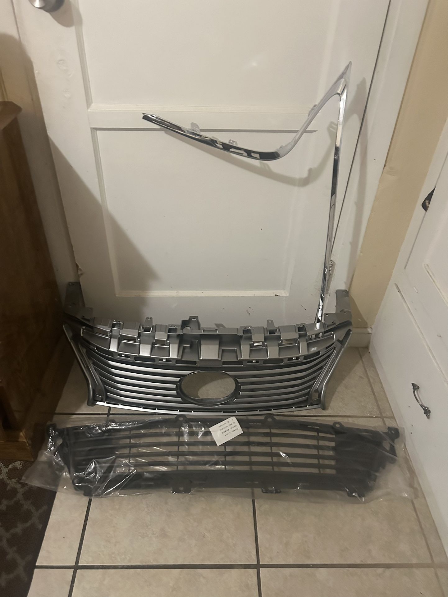 New 5pc Lexus ES350 Front Bumper Grille & Trim Set