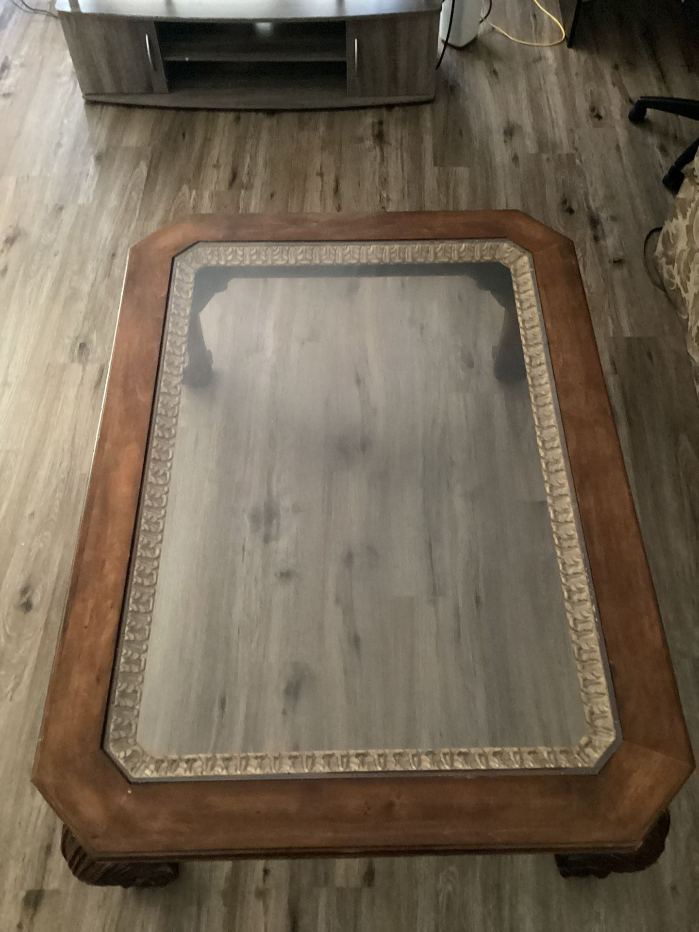 Elegant Glass-Top Coffee Table - Solid Wood