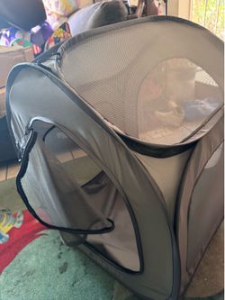 Portable pet tent