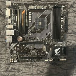 Gigabyte B450 AORUS M