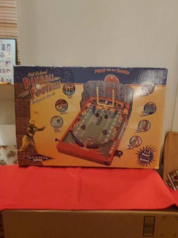 PINBALL FOOTBALL BRAND NEW MAKE OFFER SEALED BOX MAKES GREAT CHRISTMAS GIFT
