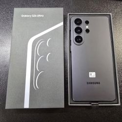 Samsung Galaxy S26 Ultra💫 1tb/16gb 💫Ram And Two Cases Dbrand Tank