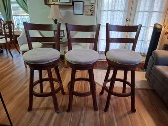 Swivel Wood Bar Stool