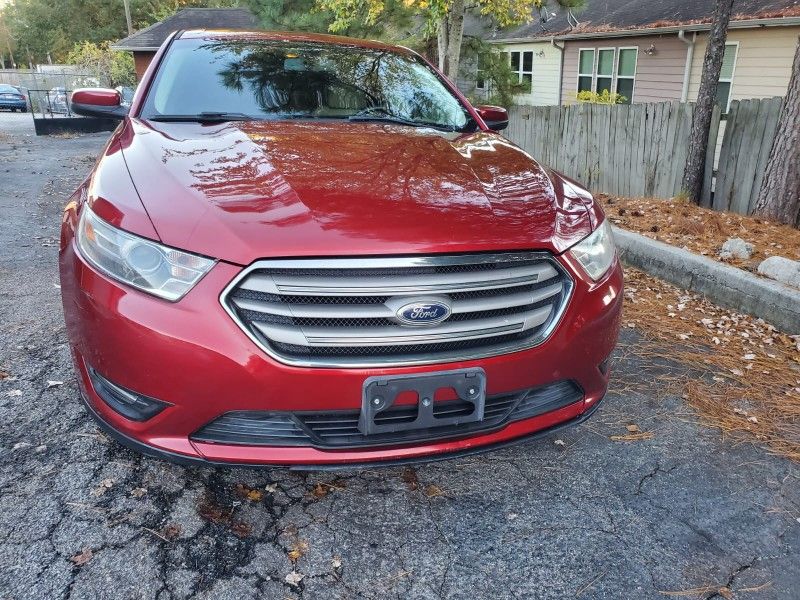 2013 Ford Taurus