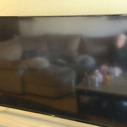 64’in Roku Smart Tv