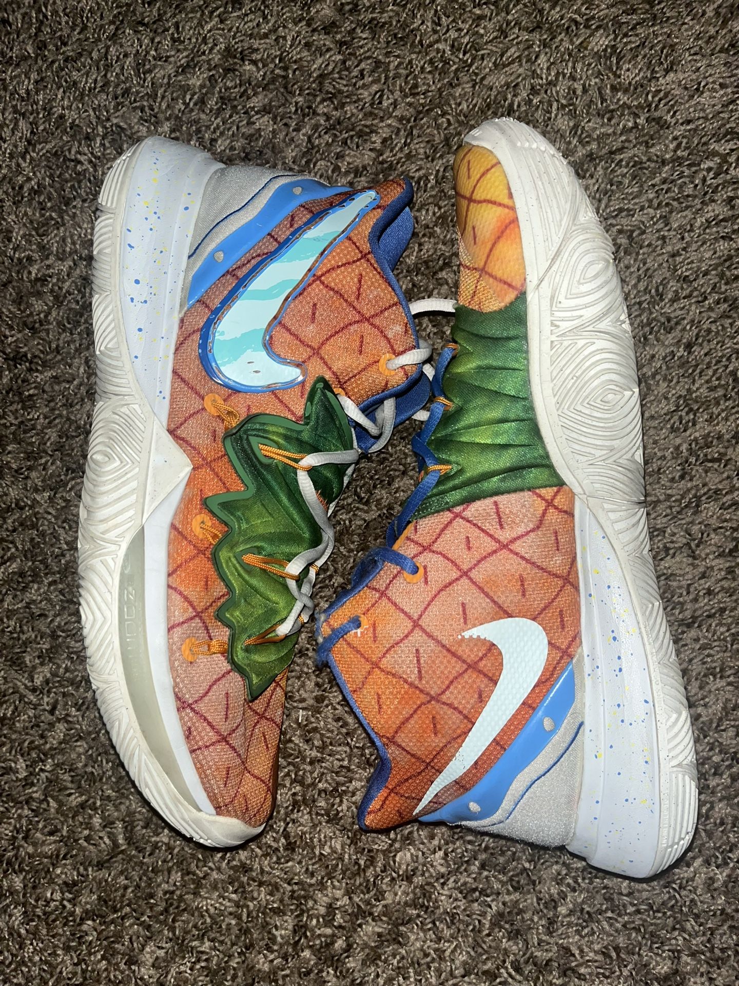 kyrie 5 “ pineapple house”