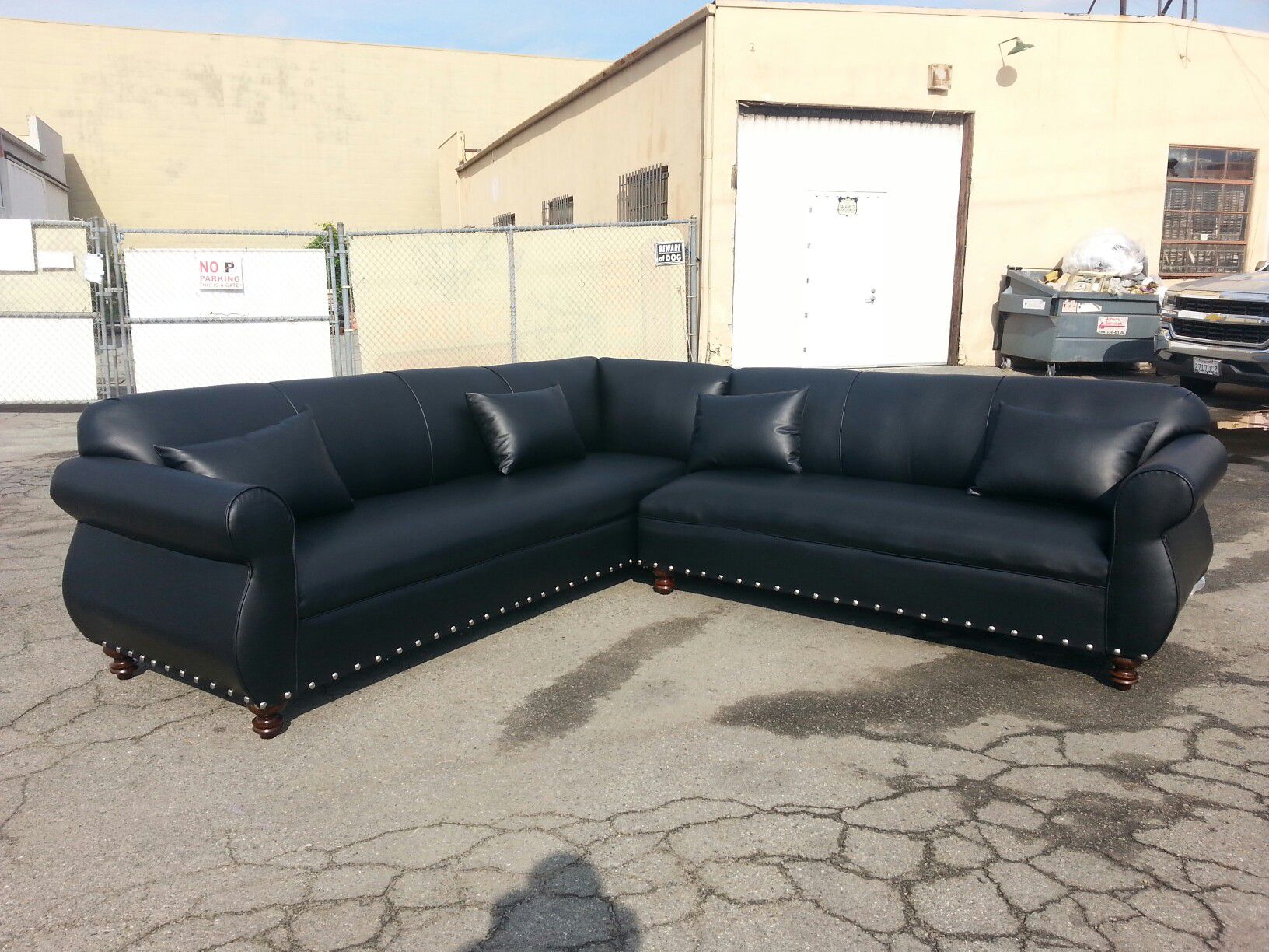 NEW 9X9FT BLACK LEATHER COMBO SECTIONAL COUCHES