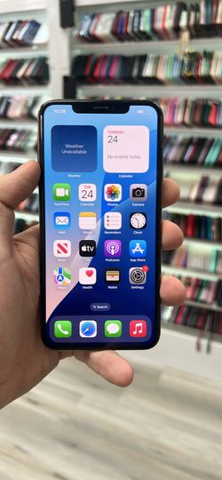 iPhone XS Max 256Gb *Unlocked* + *With Warranty* + *With Charger*