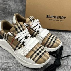 Burberry Shoes 