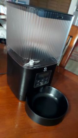 Automatic Cat/dog Food Dispenser