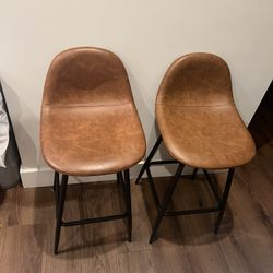 🪑 Set of 2 Modern Bar Stools – Caramel Faux Leather + Black Metal Legs