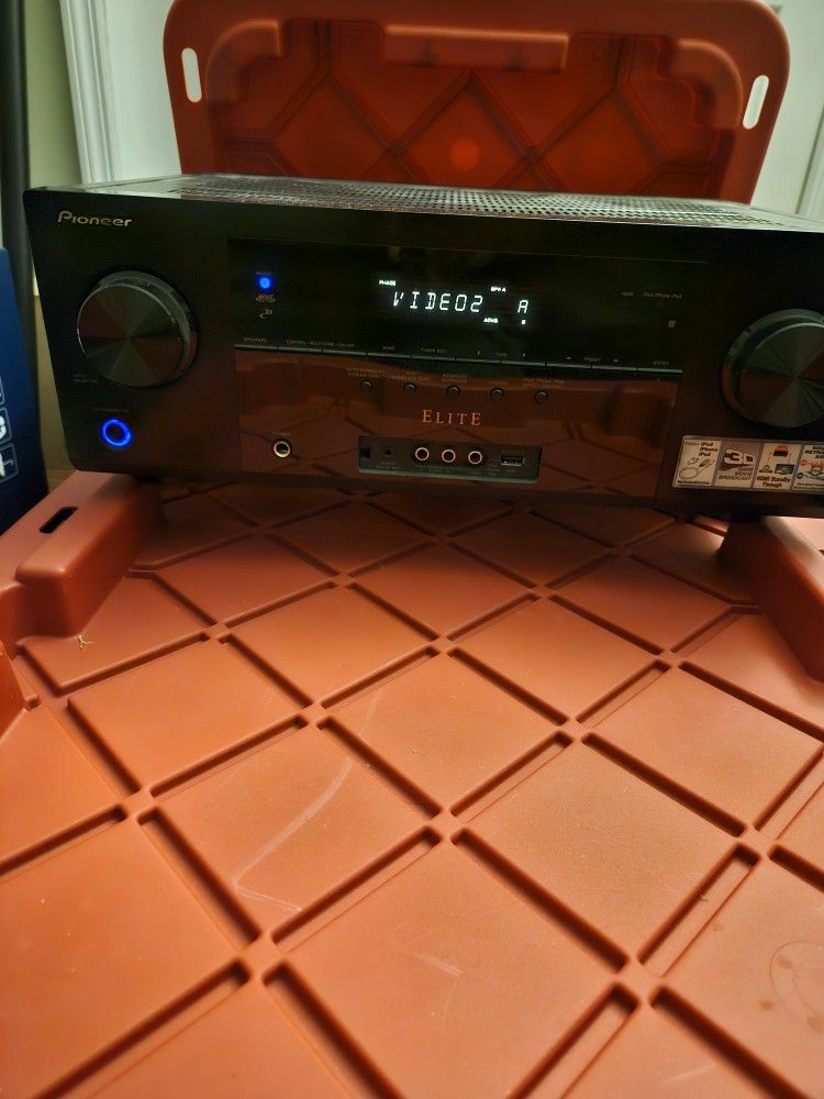 Pioneer Reciever VSX- 40
