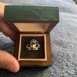 IRISH CLADDAH RING 