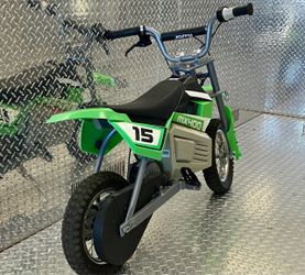 Kids Razor MX400 Dirt Rocket Great Used Excellent