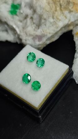 Natural Colombian Round Emeralds – 1.25 Ct | Set of 4 Stones | 4.2–4.4 mm