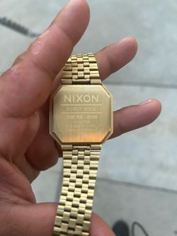 Nixon watch