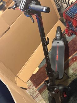 Segway Ninebot MAX G3 Electric Scooter – 28 MPH – Excellent Condition* SELL TONIGHT***