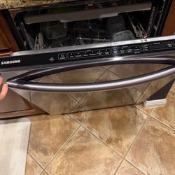 Samsung Dishwasher (For Parts Only)