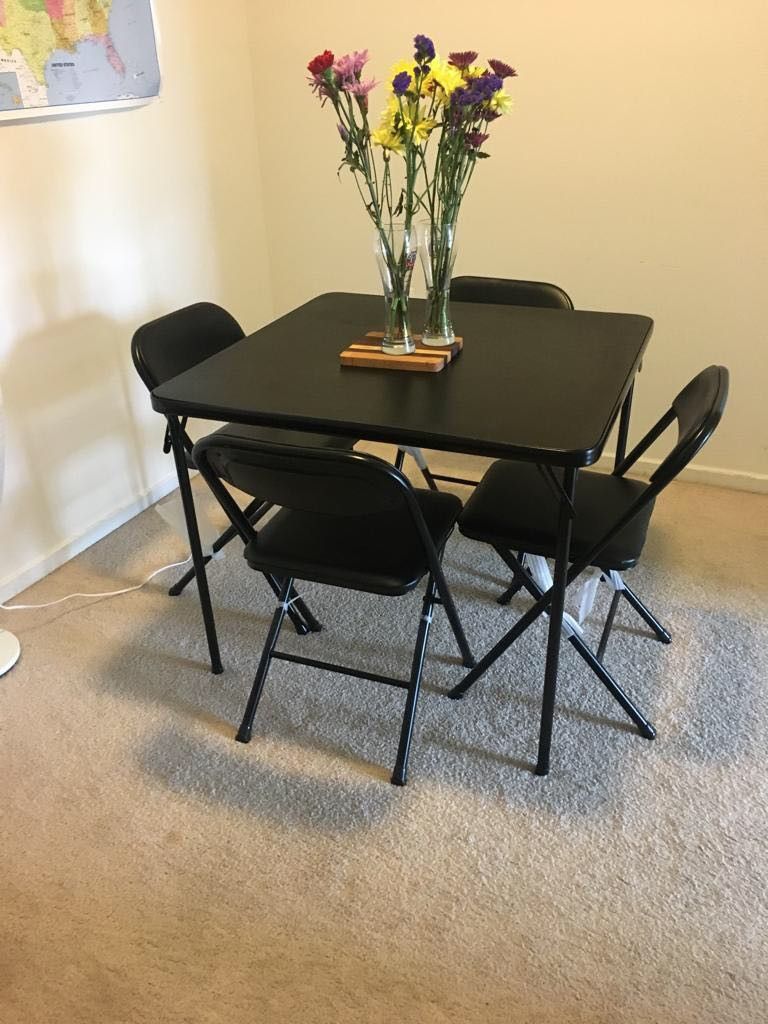 Dining table and 4 chairs set