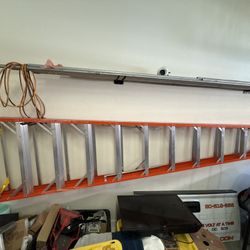 Almost New Werner 12 Ft Ladder