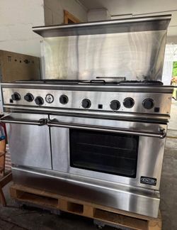 BURNER PROFESSIONAL GAS RANGE DCS. Stove. Oven.