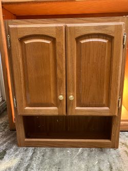 Wooden cabinet x2