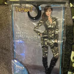 Pretty Paratrooper