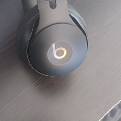 Beats Solo Wireless Headphones 