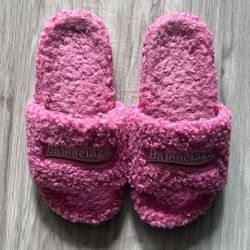 balenciaga Fur Slides 
