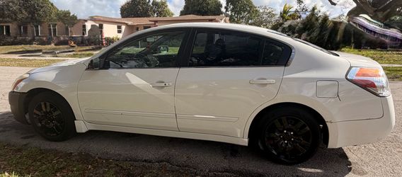 2010 Nissan Altima