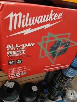 Milwaukee lazer 360 kit new