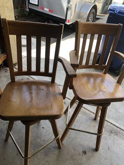 Wooden swivel stools