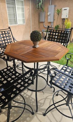 Outdoor Patio Bar Table and 4 Bar Chairs set/ table and 4 Barstools outdoor Furniture/Cash Only
