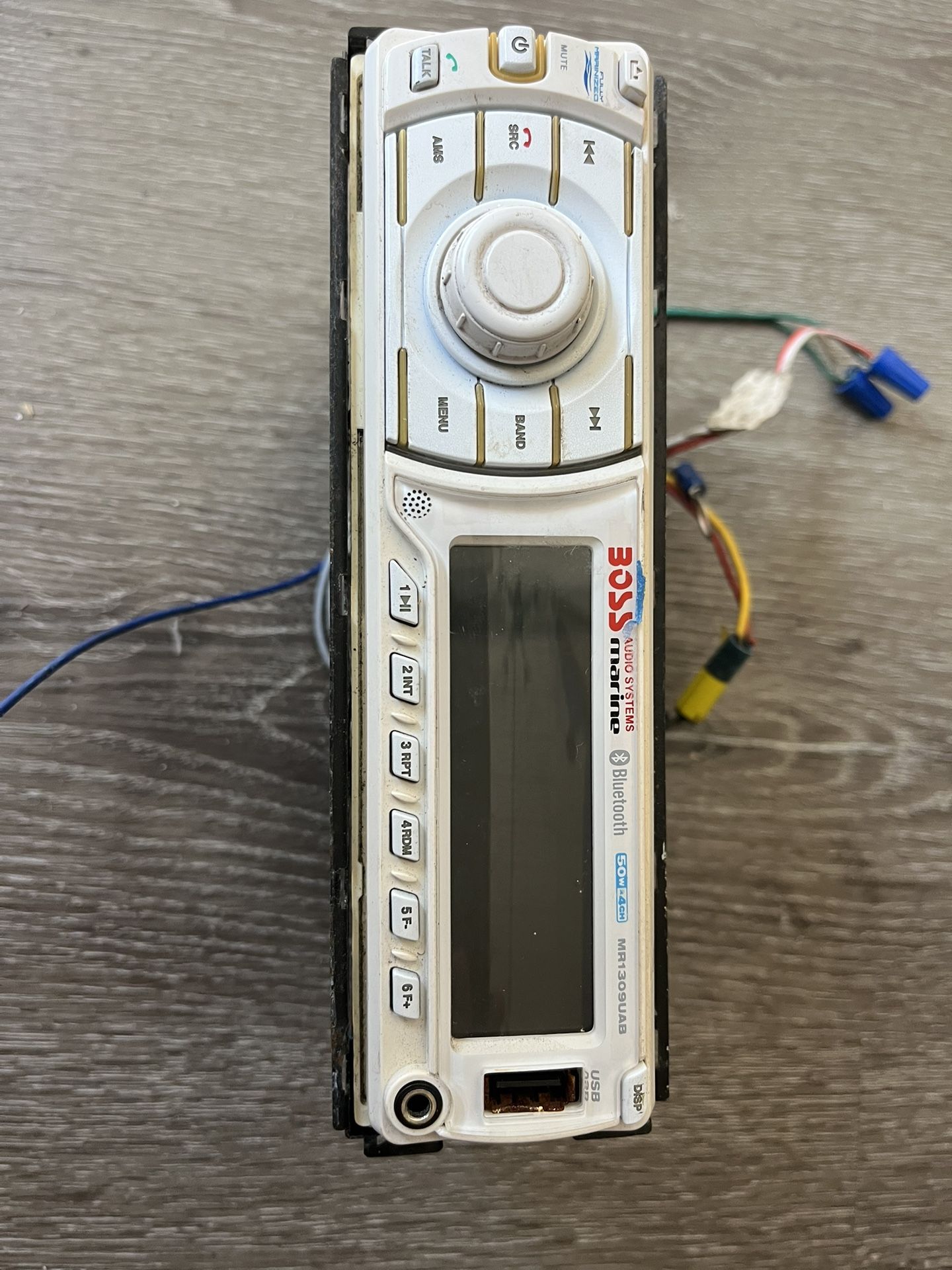 boss MR1309UAB marine digital media am fm receiver,12VDC