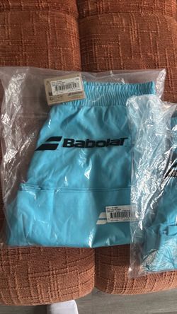 Babolat tennis shorts size L