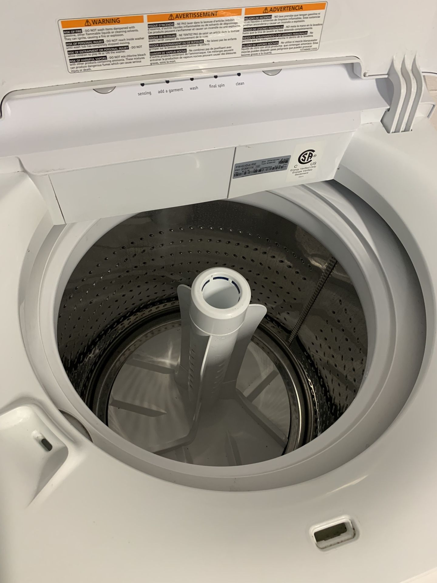 Frigidaire Super Capacity Heavy Duty Washer & GE Electric Dryer Set