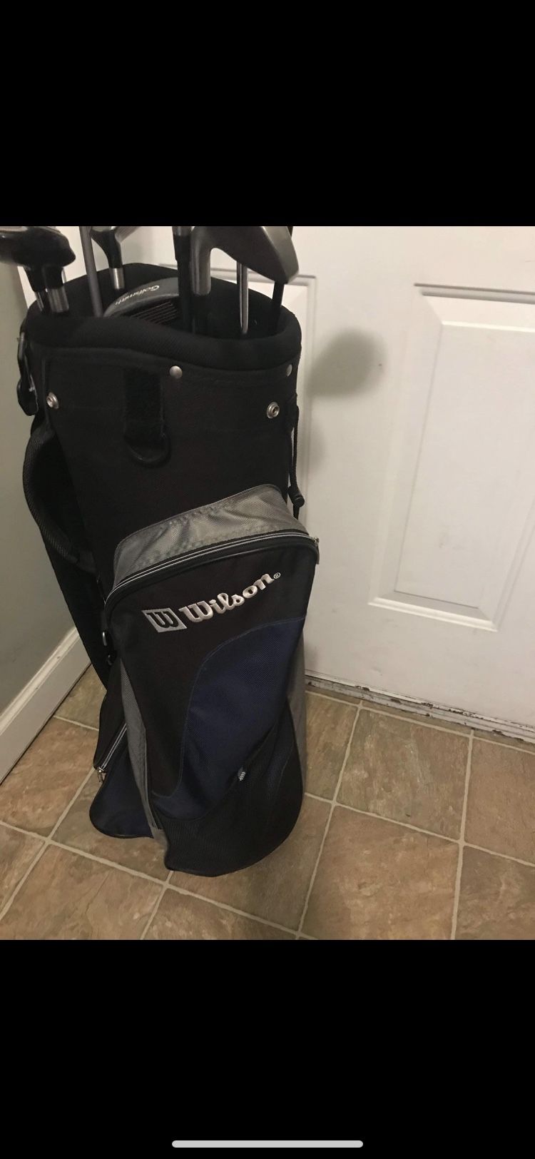 Wilson Golf Bag With Clubs
